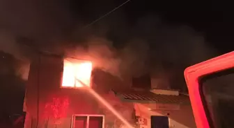 Boyabat'ta çıkan yangında bir evde hasar oluştu