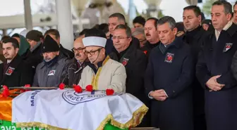 CHP Genel Başkanı Özel, eski Maden Mühendisleri Odası Başkanı Özbilgin'in cenaze törenine katıldı