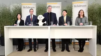 Çin, 10 Yıllık Koruma Programı Kapsamında Münih'teki Hayvanat Bahçesine 2 Dev Panda Gönderecek