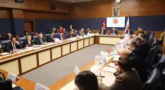 Dışişleri Komisyonu Başkanı Oktay: SDG'ye düşen görev Suriye hükümeti ile entegrasyonu sağlamaktır