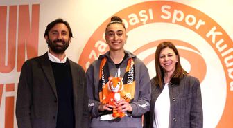 Eczacıbaşı Dynavit, Elif Şahin ile 'yola devam' dedi