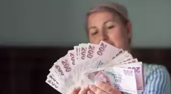 En düşük emekli aylığını 20 bin liraya yükselten teklif Meclis'ten geçti