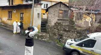 Eyüpsultan'da gecekonduda çıkan yangında 1 kişi hayatını kaybetti, 1 kişi yaralandı