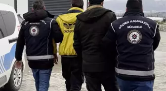 Kaçak göçmenler, TIR'ın yatak kısmında saklanırken yakalandı