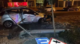 Mardin'de refüje çarpan otomobilin sürücüsü yaralandı