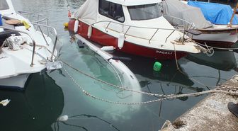 Balıkesir Erdek'te bir tekne battı