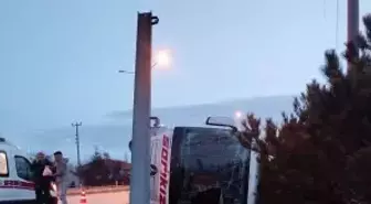 Burdur'da yolcu otobüsü devrildi: 12 yaralı