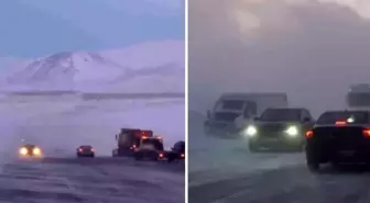 Buzlanan yolda feci zincirleme kaza! Araçlar birbirine girdi