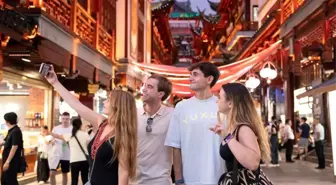 Çin'in Shanghai Kenti 2025'te 7,14 Milyon Yabancı Turist Ağırlayarak Rekor Kırdı