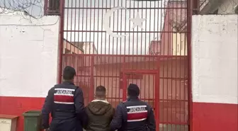Efeler'de 22 yıl hapis cezasıyla aranan şahıs yakalandı