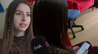 Foyası ortaya çıkınca genç kıza iş teklifinde bulundu