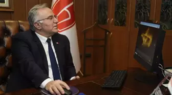 Hacettepe Üniversitesi Rektörü Güran, AA'nın 'Yılın Kareleri' oylamasına katıldı