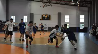 Hentbol Yıldız Erkekler Türkiye Şampiyonası'nda şampiyon Beşiktaş oldu