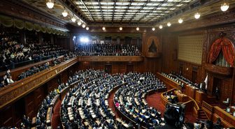 Japonya'da meclis erken genel seçim için feshedildi