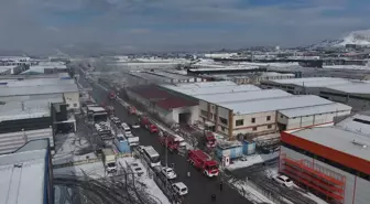 Kayseri OSB'de mobilya fabrikasında çıkan yangın kontrol altına alındı