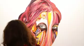 Paris'te çağdaş sanatçı Şahin Demir'in 'Bakışla Yüzleşme' sergisi açıldı