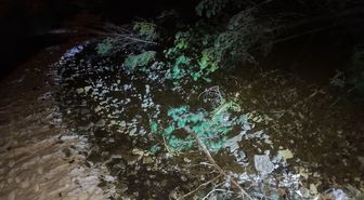 Sinop'ta toprak kayması nedeniyle grup yolu ulaşıma kapandı