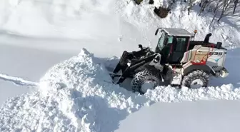Tunceli'de kar yağışı etkili oldu: 178 köy yolu kapandı