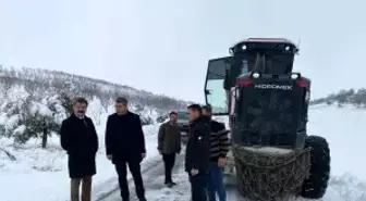 Besni'de kapanan köy yolları açılıyor