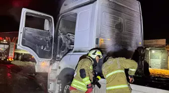 Cizre'de tırda çıkan yangın söndürüldü