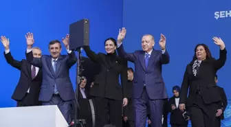 Cumhurbaşkanı Erdoğan: 'İnşa ve ihya çalışmaları bitmek üzere ama CHP Genel Başkanı'nın aklına deprem bölgesine sahip çıkmak daha yeni geliyor'