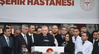 Cumhurbaşkanı Erdoğan: Ne emekli umurlarında ne maaş yerine harçlık verdikleri işçiler