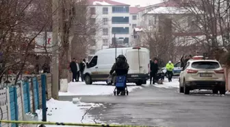 Iğdır'da şüpheli çanta korkuttu, içinden çocuk kıyafetleri çıktı