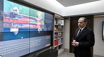 İstanbul Emniyet Müdürü Yıldız, AA'nın 'Yılın Kareleri' oylamasına katıldı