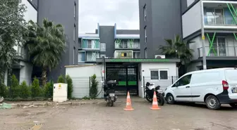 İzmir'deki korkunç cinayetin görgü tanığı konuştu: 'Silah sesine koştuk, kanlar içinde bulduk'