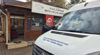 Muğla'da görme engelli yolcuya yardım eden sürücü ödüllendirildi