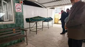 Otoyol gişelerindeki kazada ölen çift gözyaşlarıyla uğurlandı