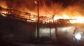 Tokat'ta çıkan yangında tek katlı ev kullanılmaz hale geldi