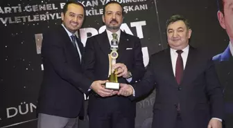 İstanbul'da '22. Uluslararası İpekyolu Yılın Altın Adamları Ödül Töreni' düzenlendi