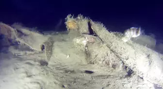 Marmara Denizi'ne 50 yıl önce düşen uçağın yeni parçaları bulundu