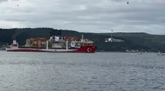 Yıldırım derin deniz sondaj gemisi, Çanakkale Boğazı'ndan geçti