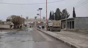 YPG'nin işgal ettiği Deyr Hafir beldesinde Suriyeliler devrim sevincinden mahrum bırakıldı