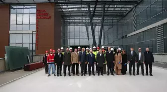 AK Parti heyeti Bursa'da yapımı devam eden hastanede incelemelerde bulundu