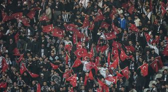 Beşiktaş taraftarı, yönetimi ve Sergen Yalçın'ı istifaya davet etti