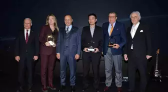 Ege'de ihracatın yıldızları belirlendi: Uğur Soğutma'ya çifte ödül