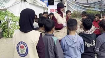 Eğitim-Bir-Sen, kurduğu 'Akif İnan Eğitim Çadırı' ile Gazze'ye desteğini destek oluyor