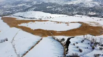 Iğdır'daki Üçkaya Gölü dondu