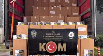 Otoyolda durdurulan tırda 6 milyon kaçak makaron ele geçirildi