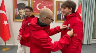 10'uncu Antarktika bilim seferi 17 kişilik ekiple yola çıktı