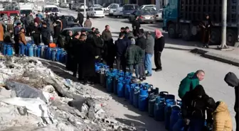 Albüm: Batı Şeria'da Gaz Teminindeki Kriz Nedeniyle Uzun Tüp Kuyrukları Oluştu