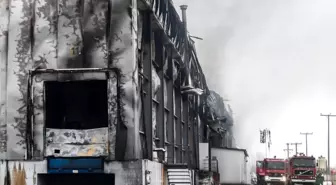 Albüm: Yunanistan'da Gıda Fabrikasında Patlama: 4 Ölü