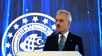 Bakan Uraloğlu: 'TYF ile DGM arasında yapılan uygulama eğitimi protokolü sayesinde 2025 yılı için elde edilen 47 milyon lira gelir 80 yelken kulübü arasında paylaştırıldı'