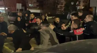 Kararın açıklanmasıyla adliyenin önü karıştı, polis müdahale etti: 4 yaralı, 12 gözaltı