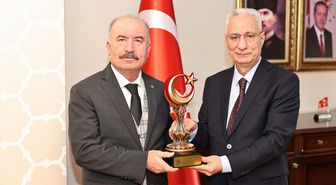 Çorum Gümrük Müdürü Süzer, Vali Çalgan'ı ziyaret etti