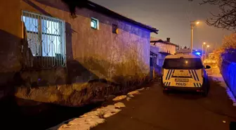 Hastanede 2 günlük bebeklerinin acı haberini aldılar