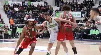 Karşıyaka potada ağır yaralı